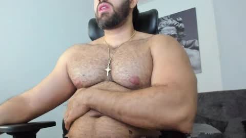 simon_leon01 online show from April 9, 2026, 1:49 am