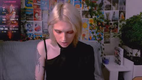 Simona online show from November 3, 2025, 10:42 pm