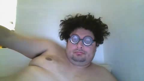 Snapshot of simonaclausen chatting on March 24, 2026, 5:18 pm Simon online show from March 24, 2026, 5:18 pm