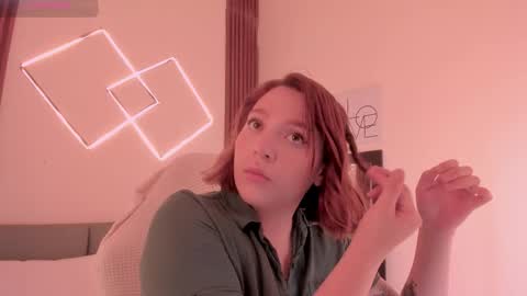 Snapshot of simonastar_ chatting on March 21, 2026, 12:54 pm simonastar_ online show from March 21, 2026, 12:54 pm