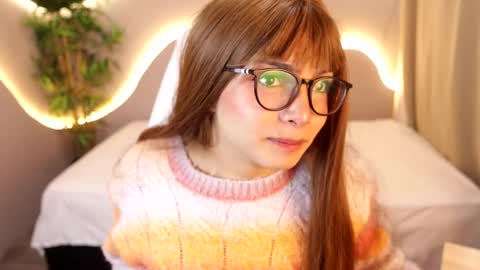 simone_sky online show from February 24, 2026, 12:47 pm