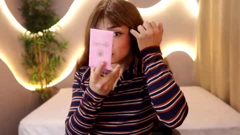 simone_sky online show from March 10, 2026, 1:05 pm