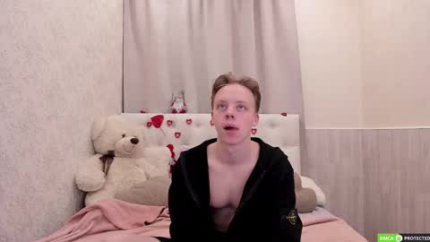 Snapshot of simonwarner chatting on February 28, 2026, 8:48 am Simon online show from February 28, 2026, 8:48 am