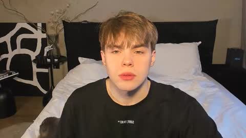 Simon online show from December 17, 2025, 9:04 am