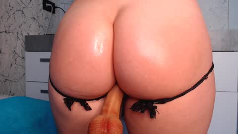 Snapshot of simplegirl1996 chatting on February 16, 2026, 7:26 am regina online show from February 16, 2026, 7:26 am