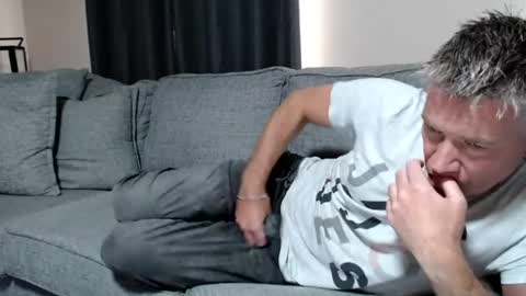 Snapshot of simplelife0 chatting on July 21, 2026, 3:47 pm Ricky online show from July 21, 2026, 3:47 pm