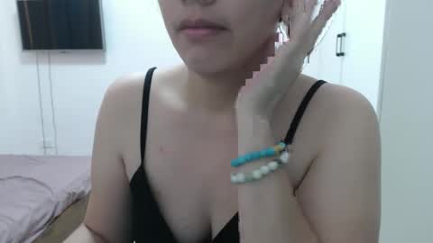 simplesindyxx online show from February 27, 2025, 4:09 am