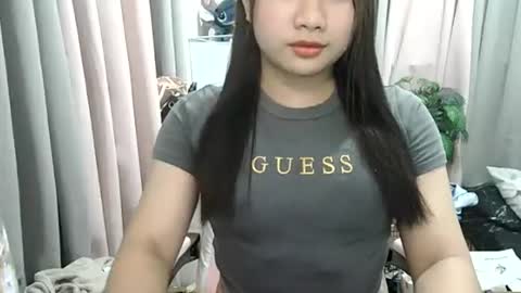 Snapshot of simply_francine chatting on May 18, 2026, 9:59 am simply francine online show from May 18, 2026, 9:59 am