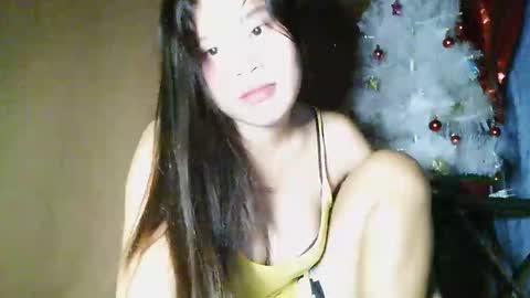 simply_y0urs online show from December 13, 2025, 7:53 pm