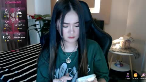 Adrianna Fowler online show from November 26, 2025, 12:33 am