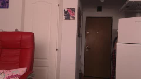 simyhvn online show from February 18, 2026, 10:55 am