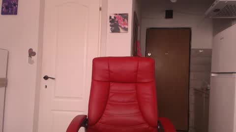 Snapshot of simyhvn chatting on March 16, 2026, 9:24 am simyhvn online show from March 16, 2026, 9:24 am