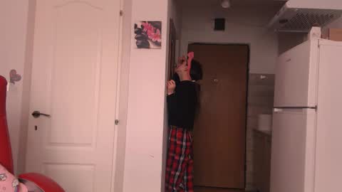 Snapshot of simyhvn chatting on March 22, 2026, 1:58 pm simyhvn online show from March 22, 2026, 1:58 pm