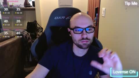 Husky Dad online show from November 20, 2025, 5:51 am