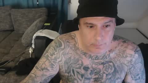 sinalco1975 online show from September 22, 2025, 2:46 am