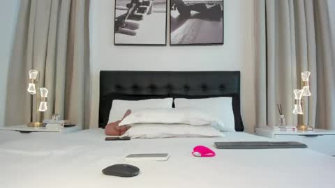 sincerre9_tara online show from May 4, 2026, 9:38 am