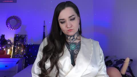 Ms. Sindel online show from December 3, 2024, 4:39 pm