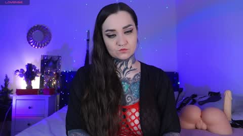 Ms. Sindel online show from December 9, 2024, 1:34 pm