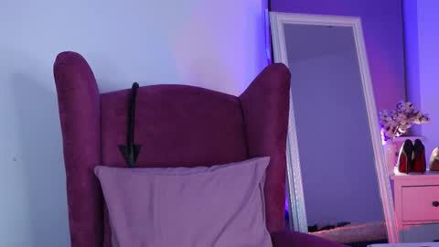 Ms. Sindel online show from March 5, 2025, 5:18 pm