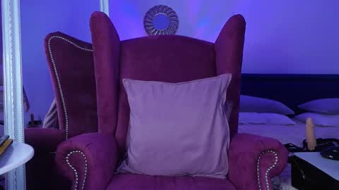 Ms. Sindel online show from March 9, 2025, 2:21 pm