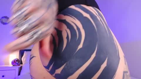 Snapshot of sindeleros chatting on October 12, 2025, 1:43 pm Ms. Sindel online show from October 12, 2025, 1:43 pm