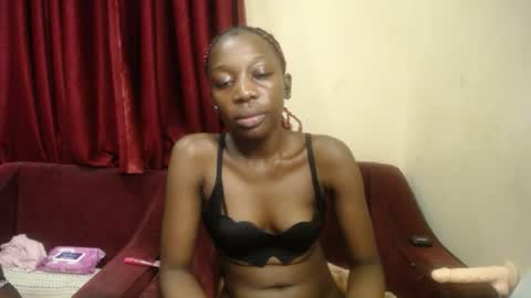 Elsy online show from May 11, 2026, 5:43 pm