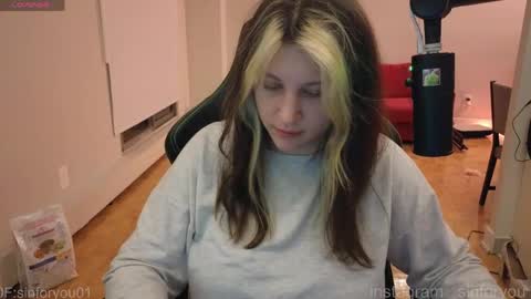 wwoooooooooooof online show from April 26, 2026, 12:41 am