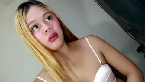 Snapshot of sinfulrose_ chatting on April 26, 2026, 9:56 pm sinfulrose_ online show from April 26, 2026, 9:56 pm