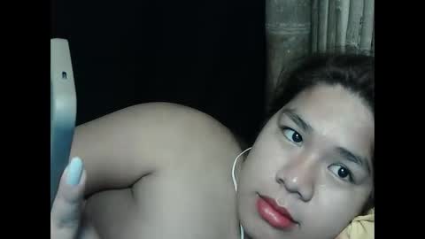 Snapshot of singleheart05 chatting on May 15, 2026, 11:12 pm singleheart05 online show from May 15, 2026, 11:12 pm