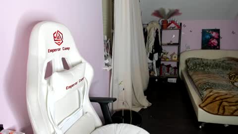 nika online show from January 18, 2025, 3:42 am