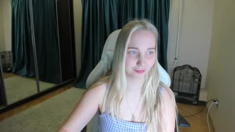 nika online show from February 5, 2025, 2:08 am