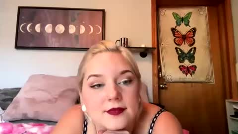 singlesexymom online show from December 5, 2024, 9:50 pm