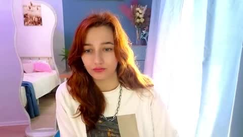 Sinty Noria online show from May 9, 2026, 5:34 am