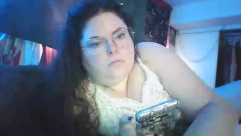 Snapshot of siofra chatting on February 4, 2025, 1:48 pm Siofra online show from February 4, 2025, 1:48 pm
