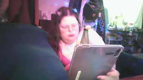 Snapshot of siofra chatting on February 15, 2025, 1:53 am Siofra online show from February 15, 2025, 1:53 am