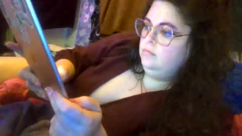 Siofra online show from October 14, 2025, 9:37 pm