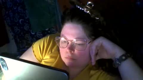 Siofra online show from April 27, 2026, 2:31 am