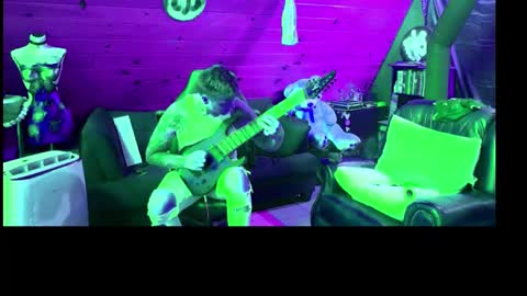 Dustbunnyfoofoo online show from October 6, 2025, 8:06 pm