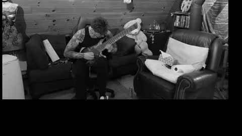 Dustbunnyfoofoo online show from October 10, 2025, 2:32 am