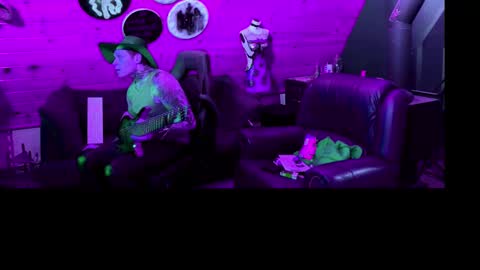 Dustbunnyfoofoo online show from November 2, 2025, 12:24 am