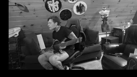 Dustbunnyfoofoo online show from November 17, 2025, 3:12 am