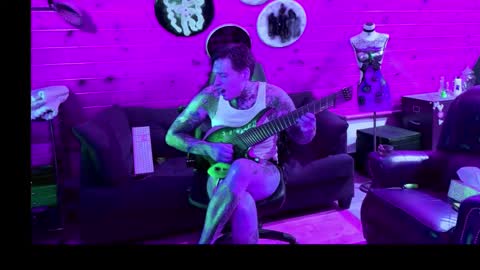 Dustbunnyfoofoo online show from November 17, 2025, 10:26 pm