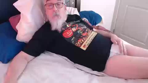 Snapshot of sirbeercan chatting on October 21, 2025, 2:34 am sir beer can the friendly hermit online show from October 21, 2025, 2:34 am