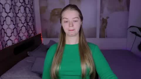 Snapshot of sirenabloom chatting on July 18, 2026, 5:22 am SirenaBloom online show from July 18, 2026, 5:22 am