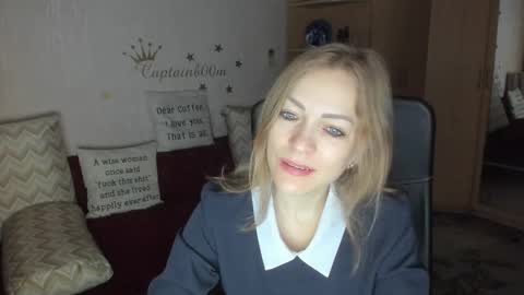 Snapshot of sirenasilk chatting on October 12, 2025, 3:16 am sirenasilk online show from October 12, 2025, 3:16 am
