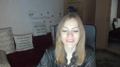 Snapshot of sirenasilk chatting on October 15, 2025, 3:17 am sirenasilk online show from October 15, 2025, 3:17 am
