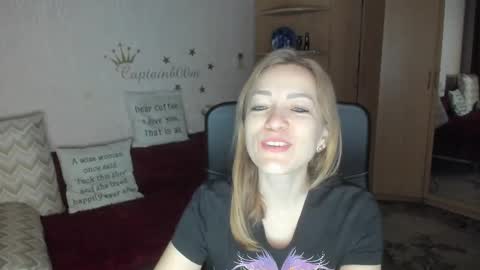 Snapshot of sirenasilk chatting on October 22, 2025, 3:29 am sirenasilk online show from October 22, 2025, 3:29 am