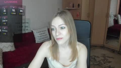 sirenasilk online show from May 5, 2026, 8:33 am
