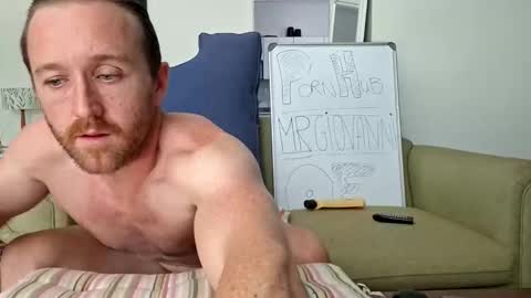 Giovanni online show from November 30, 2025, 9:57 am