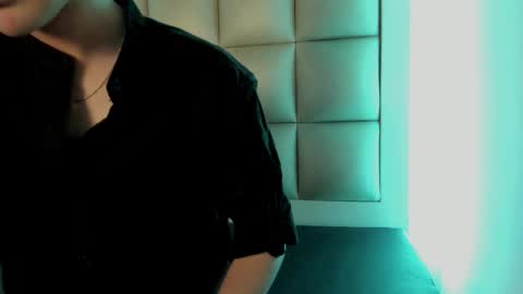 sirio_js online show from February 23, 2026, 3:37 am